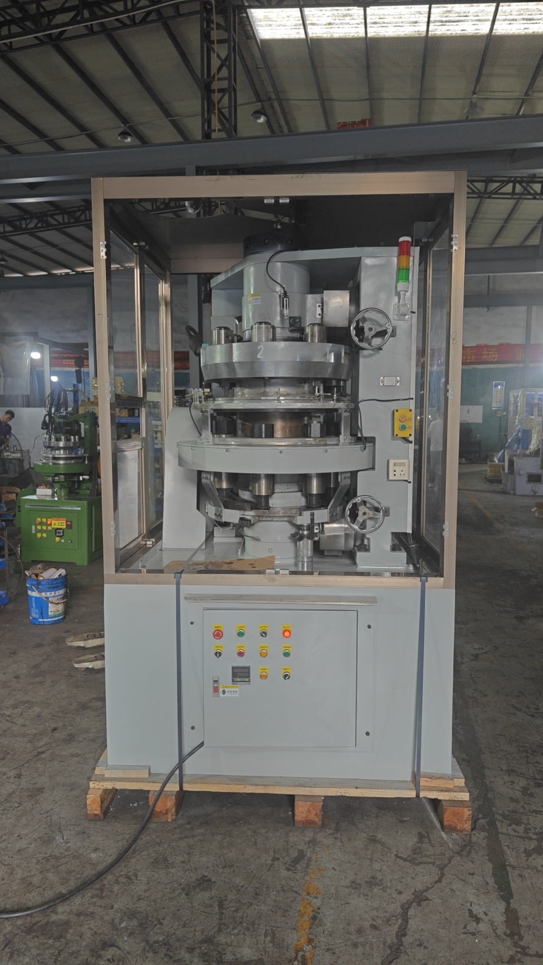 ROTARY POWDER PRESSING MACHINE